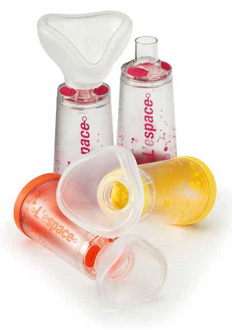 Camera Distanziatrice Per Erogatori Spray Predosati L'espace220 Ml Per Adulti Con Boccaglio Valvola Inspirazione 2 Valvole Espirazione Codice Colore Magenta